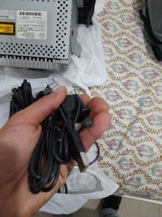 Cables y cargadores varios