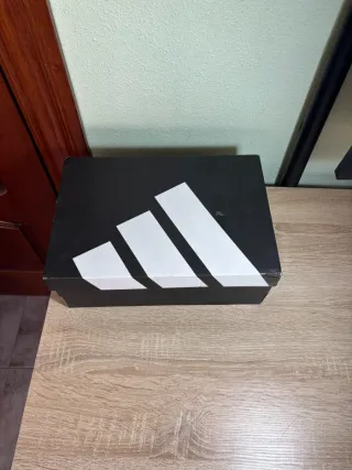 Zapatillas Fútbol Césped Adidas Negras Blancas