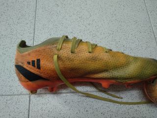 Zapatillas Fútbol Naranja y Amarillo