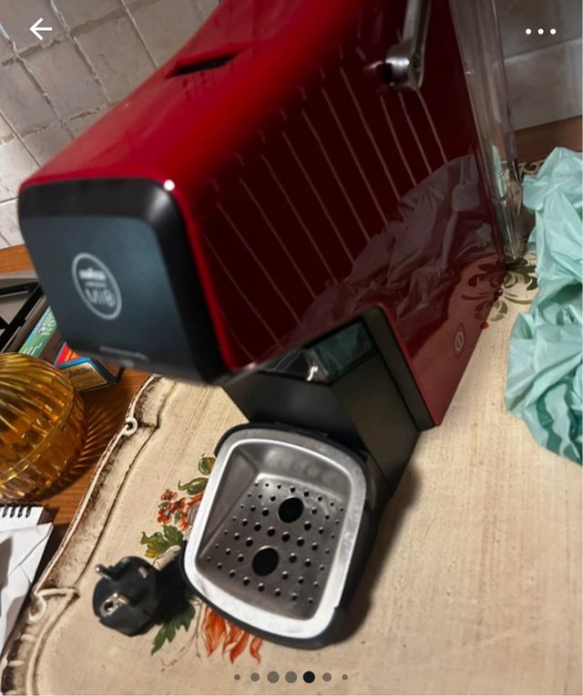 Macchina Caffè Lavazza A Modo Mio Rossa