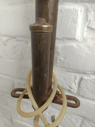 Bomba de aire antigua