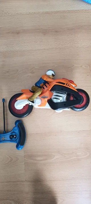 Moto RC con mando a distancia