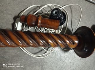 Lámpara de pie madera torneada vintage. D 70€ a50€
