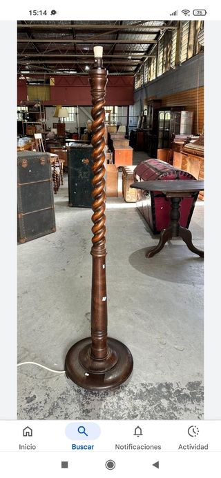 Lámpara de pie madera torneada vintage. D 70€ a50€