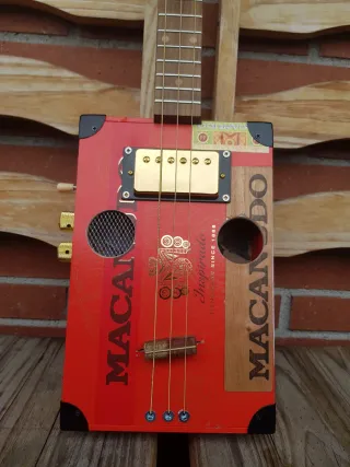 Cigar Box Guitar