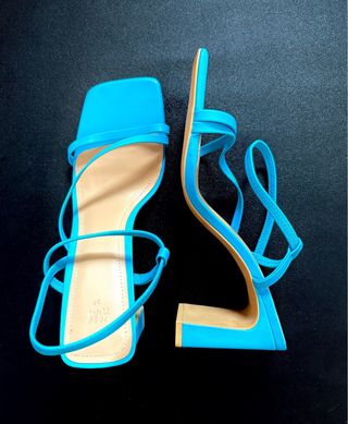 Sandalias H&M tacón azul talla 39