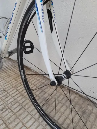Bicicleta de carretera Karbona