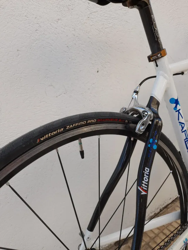 Bicicleta de carretera Karbona