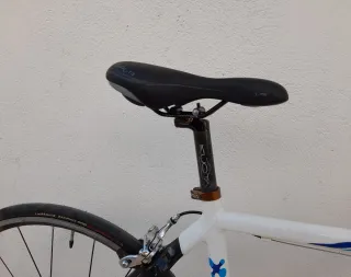 Bicicleta de carretera Karbona