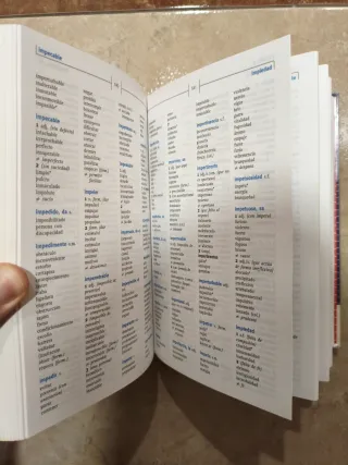 Diccionario de Sinónimos y Antónimos del Español