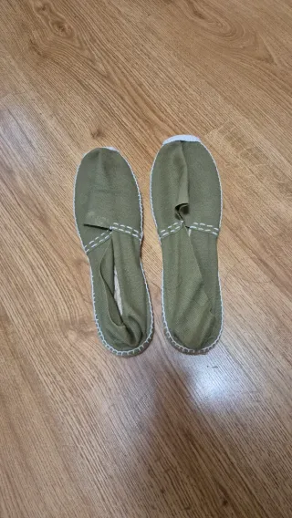 Alpargatas verdes oliva