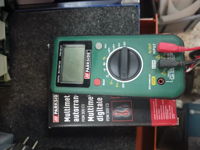 Multímetro Digital Parkside PDM 300 C3