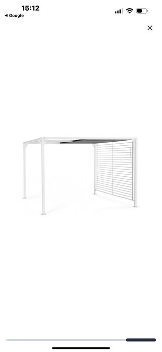 Pérgola aluminio blanco y parte de arriba gris