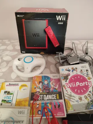 Consola Wii Mini + Accesorios y Juegos