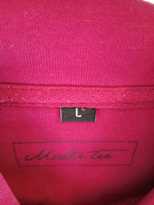 Sudadera con estampado de manos rezando