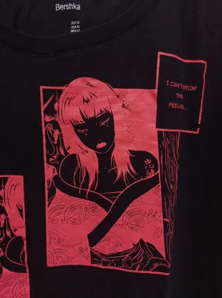 Camiseta Bershka Anime Nueva