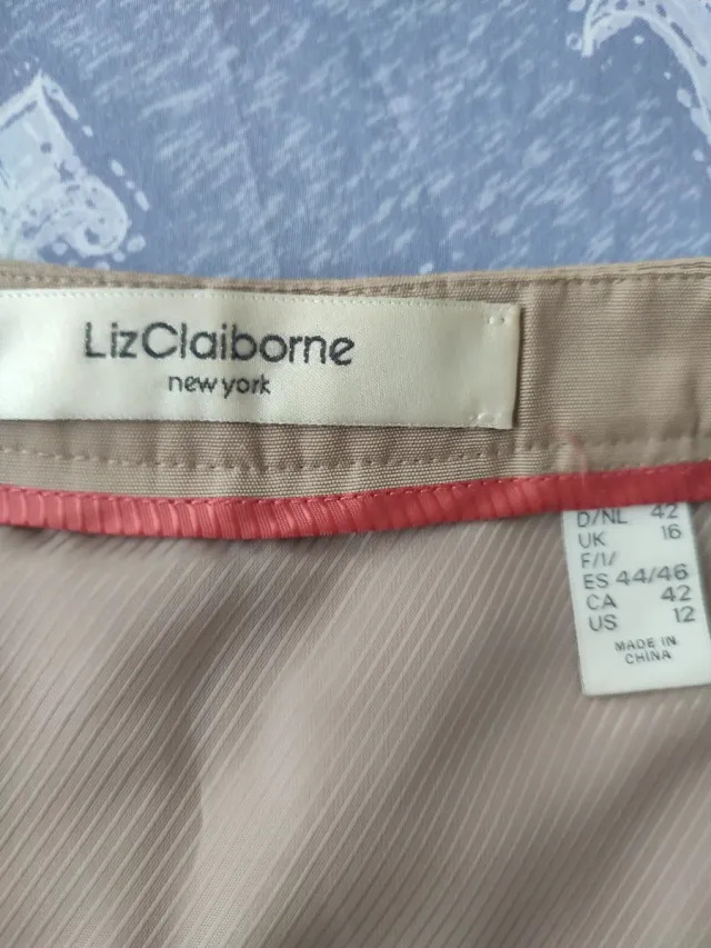 Falda plisada beige y rosa