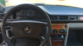 Mercedes-Benz Clase C 1987