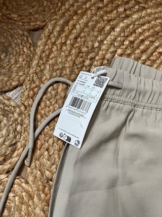 Pantalón Jogger Beige Zara