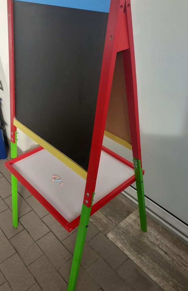 Lavagna magnetica per bambini con lettere