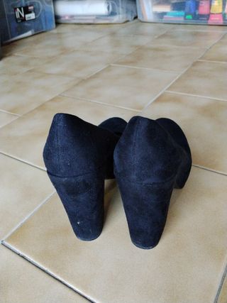 Scarpe nere con tacco Primadonna n. 37