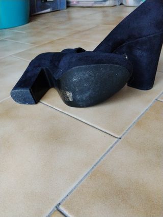 Scarpe nere con tacco Primadonna n. 37