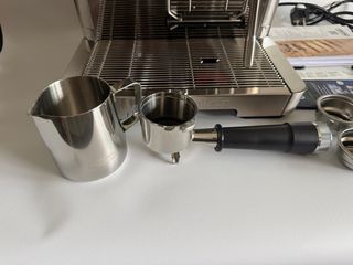 Cafetera De'Longhi La Specialista Opera EC9555.M