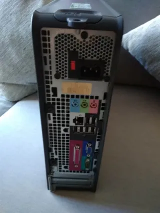 Ordenador Dell GX 520 Torre Pequeña casi regalo 