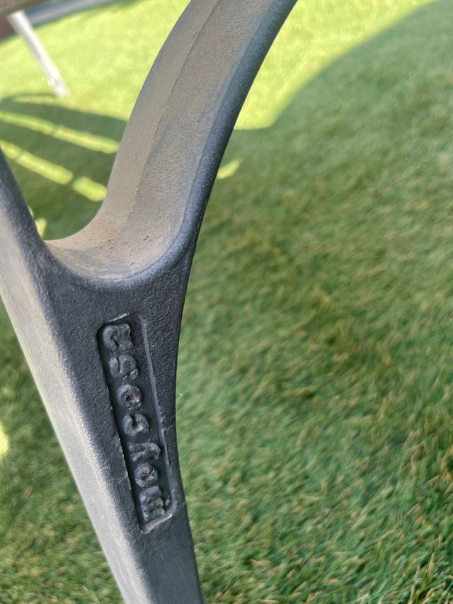 Banco de madera y metal