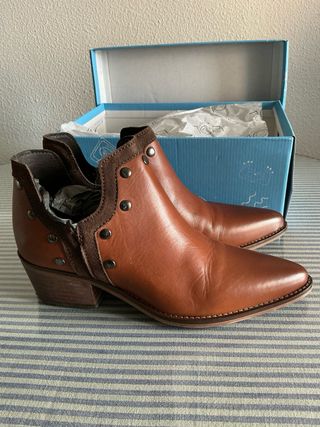Botines LOLA CRUZ piel marrón talla 39