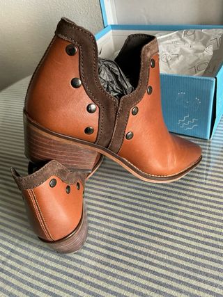 Botines LOLA CRUZ piel marrón talla 39