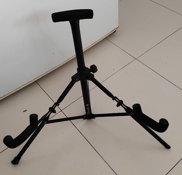 Suporte Fender para Guitarra Elétrica