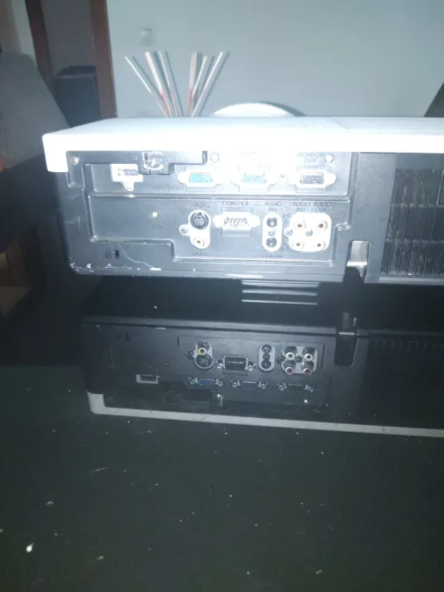 Proyector Hitachi y impresor lote todo por