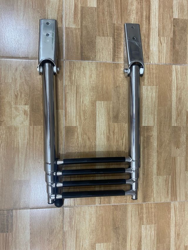 Escalera de barco telescópica