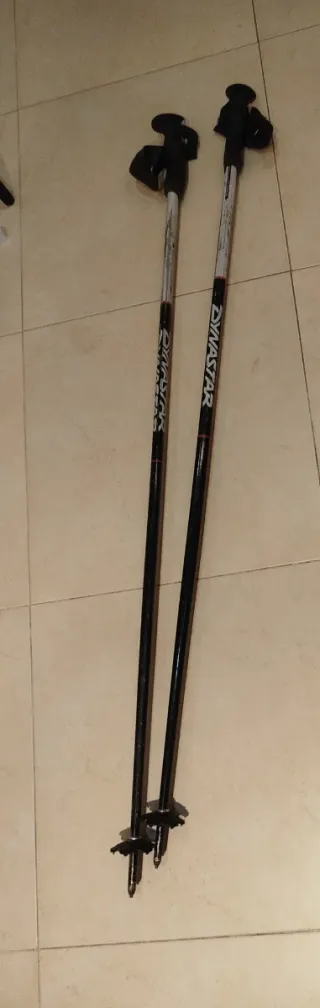 Esquís Nordica con fijaciones 157cm