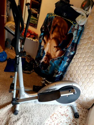 Máquina Elíptica Gris