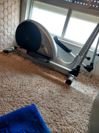 Máquina Elíptica Gris