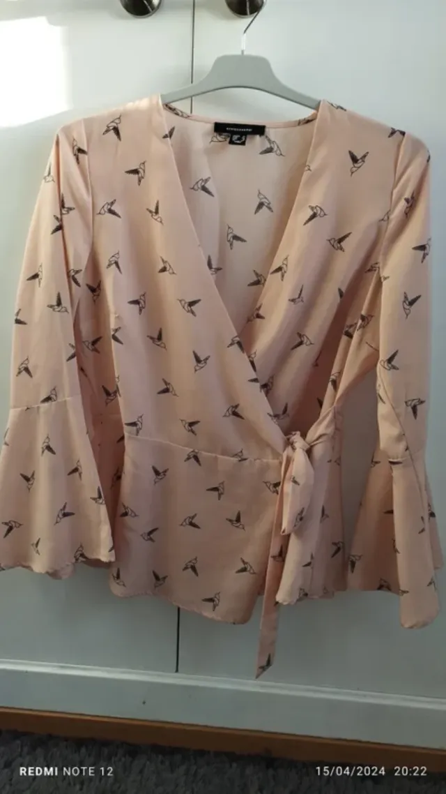 Blusa Atmosphere golondrinas talla 40