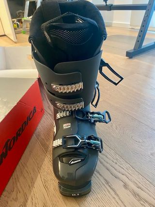 Scarponi sci Nordica N.F.S. - Nuovi