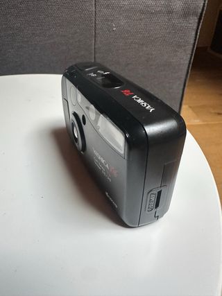 Yashica T4 Fotocamera Compatta Carl Zeiss