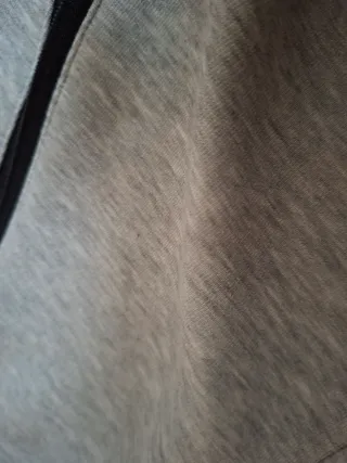 Sudadera Nike Tech Gris