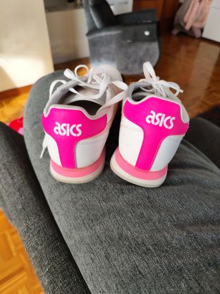 Zapatillas Asics Talla 40 Blancas y Rosas