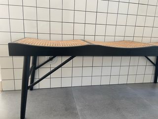 Banco ratán madera negra