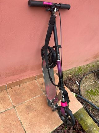 Patinete plegable morado y gris