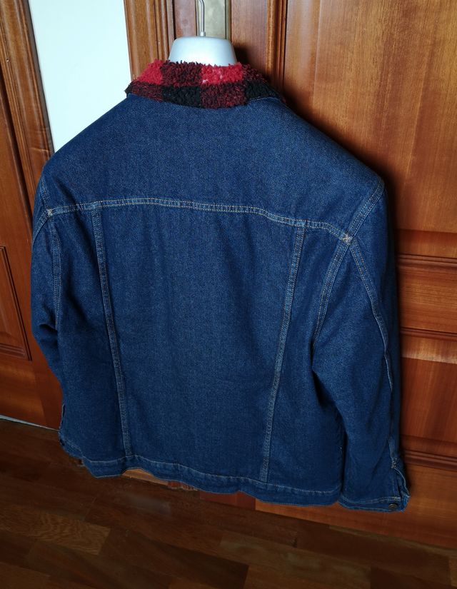 Chaqueta vaquera Bershka forrada M