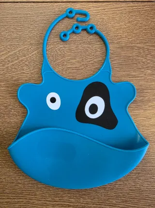 Lote 2 Baberos Silicona Bebé Rana Monstruo