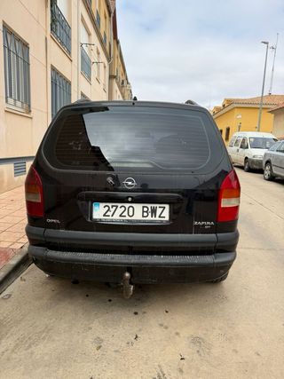 Opel Zafira 2002