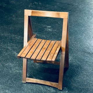 Silla plegable de madera