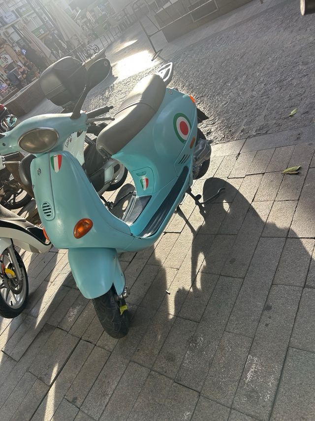 Vespa ET4 125cc 1999