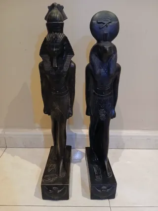 Auntenticas Figuras Egipcias de piedra de Basalto.